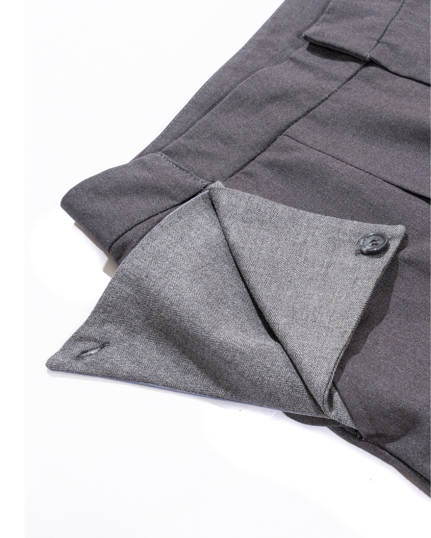 Layered-Pocket Trousers