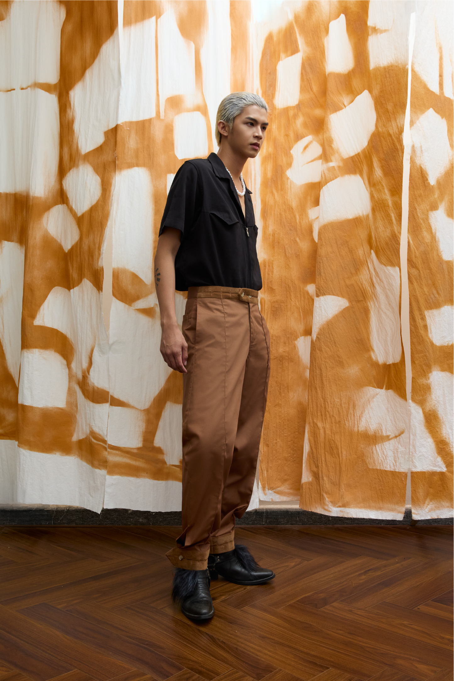 Velvet Straps Trousers