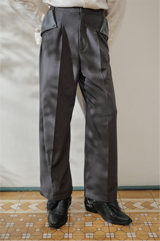 Layered-Pocket Trousers